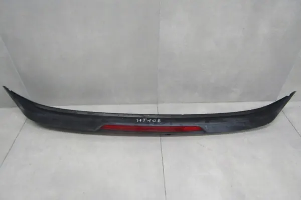 OEM 2GM827699 Takaspoileri Stop-valolla VW T-Crossille image 2