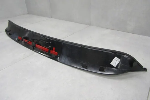 OEM 2GM827699 Takaspoileri Stop-valolla VW T-Crossille image 4
