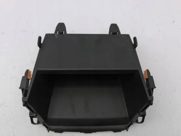 Bandeja salpicadero Suzuki Vitara 2019 OEM 7382354P0 image 5