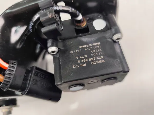Bloco de válvulas BMW OE 6875177 Suspensão Usado image 6
