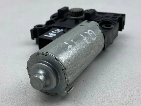 Audi OE 4M0959591 schuifdakmotor - Gebruikt image 3