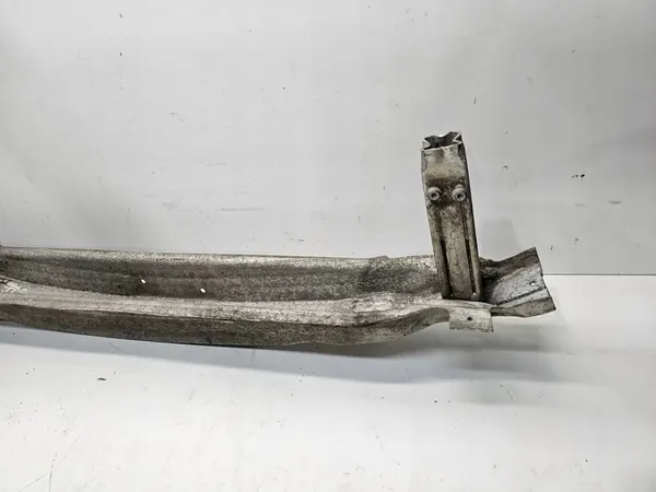 Etupuskuri Audi A6 C6 Lift 4F0807111E image 5