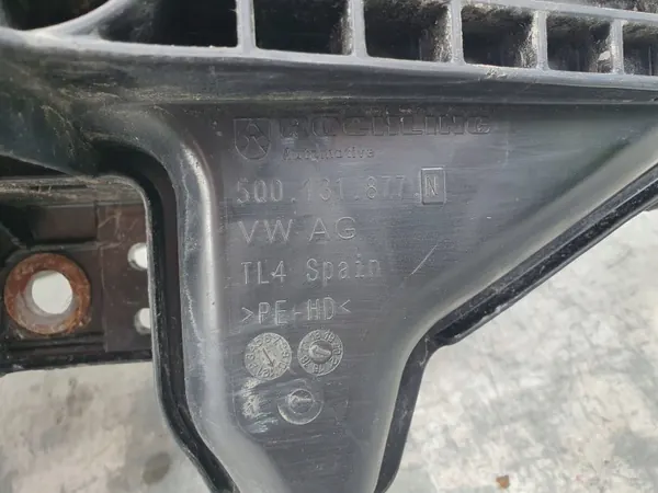 Réservoir AdBlue OEM 5Q0131877N pour Seat Ateca image 4