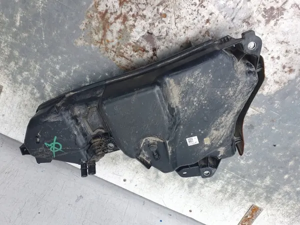 Réservoir AdBlue OEM 5Q0131877N pour Seat Ateca image 5