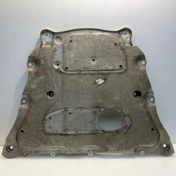 Cache-moteur BMW OEM 6878068 pour X5 G05 Hybride image 2