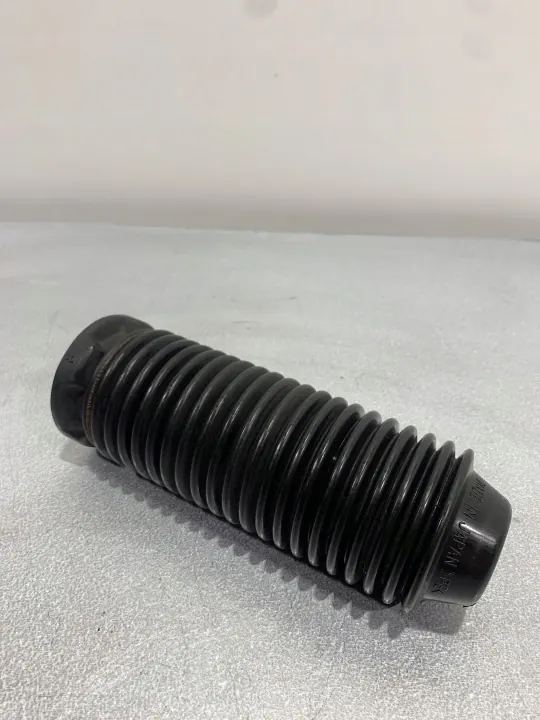 OEM FBZ18437 Bakre stötdämpartäck - Subaru image 3