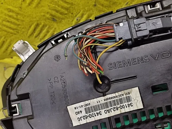 Cuentakilómetros Suzuki Swift MK6 OEM 3410062JA0 image 3