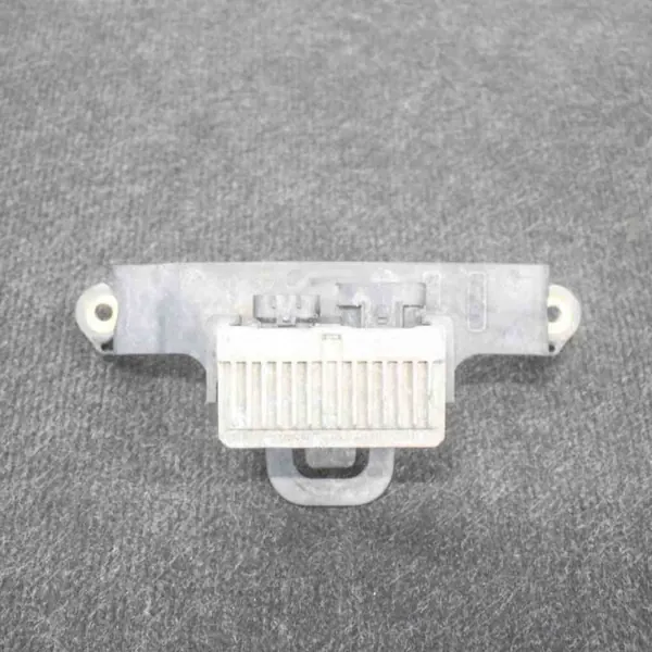 Vela de incandescência Ford OE BK2112B681AA usado image 2