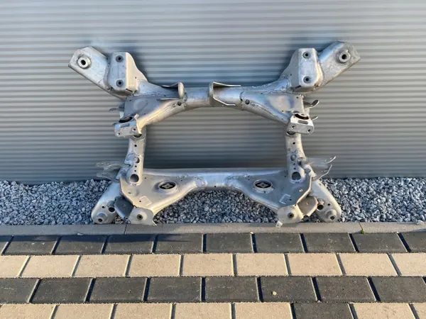 BMW 5 M5 F10 Barra de Reboque Traseira OEM 4950140557 image 2