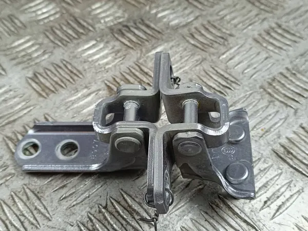 ntertürscharniere Mitsubishi Outlander 2019 OEM FOB55570 image 1