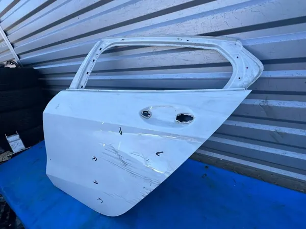 Vänster bakdörr OOR3515 för BMW 1-serien F40 image 3