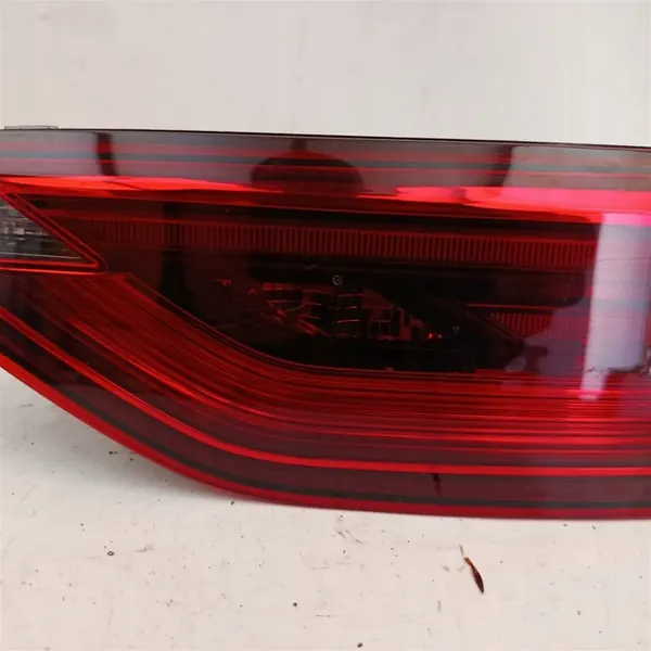 Luz trasera derecha VW Golf 8 VIII 5H 5H0945094C image 3