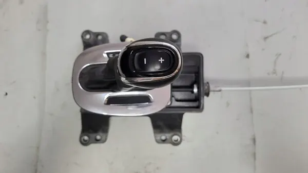 Levier de Vitesse OEM 13390689 pour Opel Corsa E Automatique image 3