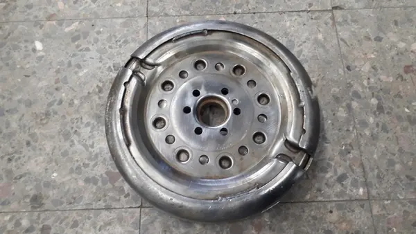 Kytkin Peugeot 407 2.0 HDi image 3