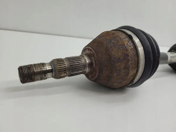 Höger Axel 13214837 Opel Zafira B 2011 1.7 CDTI image 2