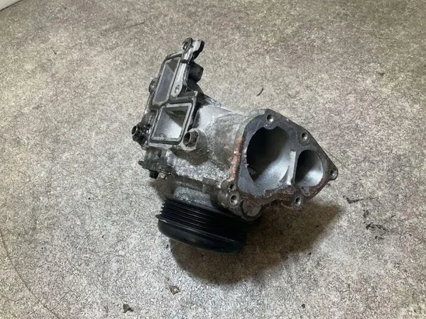 Vesipumppu A6542010110 Mercedes-Benz 2.0L Dieselille image 3