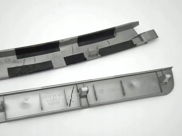 Mazda CX-7 2010 Seitenschweller OEM EH14644A1 image 3