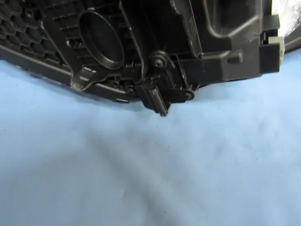 Faros Derecho Kia Sportage IV Halógeno Europa image 6