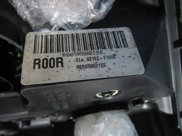 Faros Derecho Kia Sportage IV Halógeno Europa image 8