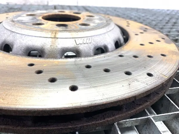 Disques de frein arrière OEM 7991103 pour BMW G30 image 4