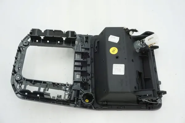 Cendrier VW Golf SportsVan OEM 517863284A image 6