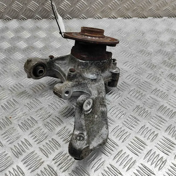 Mozzo ruota posteriore destro VW Golf VII 5Q0505436J image 2