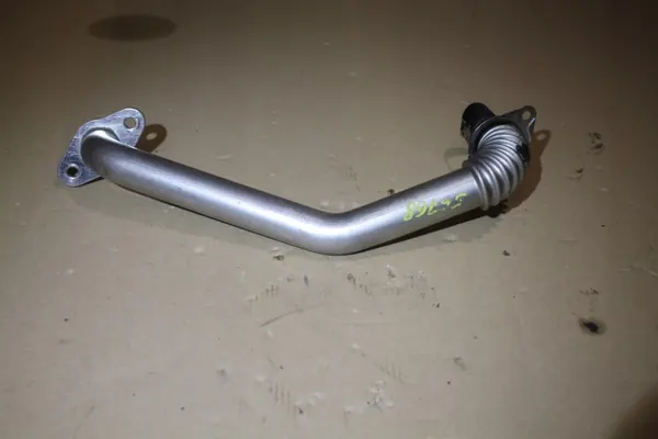 Volvo EGR Avgasrör OEM 32213481 - Begagnad image 2