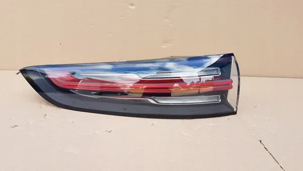 Luz Trasera Izquierda Porsche Cayenne image 6