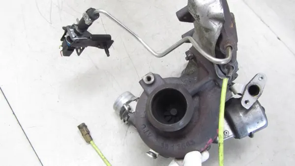 Nissan Pulsar 1.5 Turbocompressor 54389700006 13- image 4