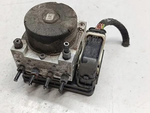 Pompe ABS DS OEM 10091539573 pour DS3 1.2 THP image 2