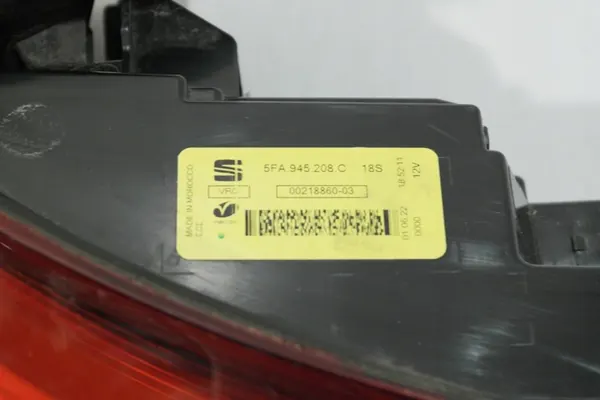 SEAT LEON IV Kombi Luz Trasera Derecha 5FA945208C image 2