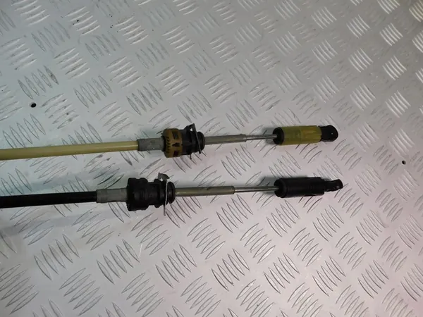 Mercedes Sprinter 906 VW Crafter Gear Shift Cables OEM image 3