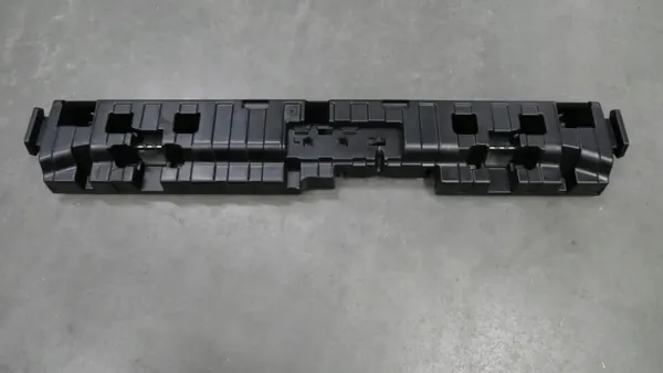 BMW F44 tavaratilan pohjan kiinnike OEM 7475719 image 2