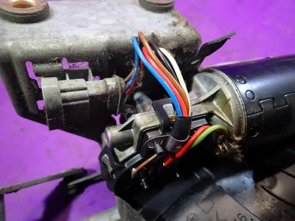 Mecanismo motor limpiaparabrisas OEM Zawada-389495- Renault image 10