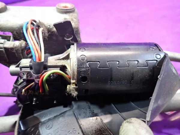 Mecanismo motor limpiaparabrisas OEM Zawada-389495- Renault image 9