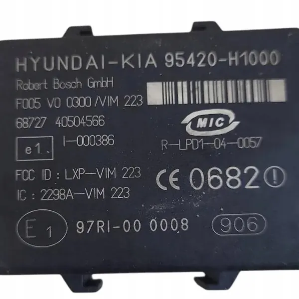 Hyundai Santa Fe immobilisatiemodule OEM F005V00300 image 4