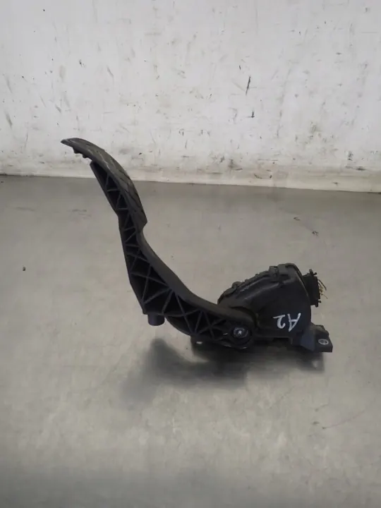 Begagnad gaspedal OEM 8Z1721523D för Audi A2 image 2