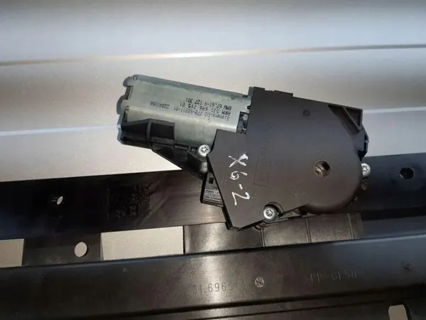 Cadre de toit ouvrant BMW X6 E71 OEM 53169530000 image 8