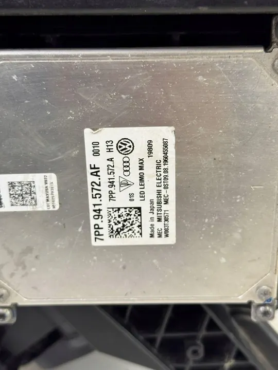 Full LED Ajovalo VW Arteon Vasemman Puolen Täydellinen image 10