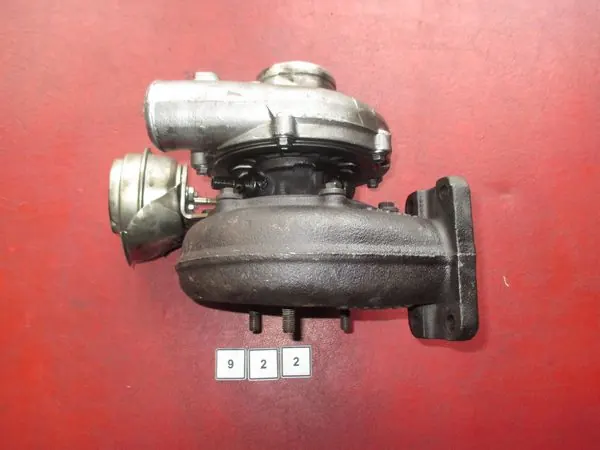 Turbo VW 2.5 074145703E image 3