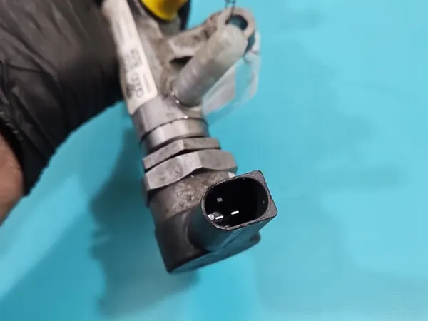 Trilho de combustível sensores VW Passat B7 2.0 TDI image 7