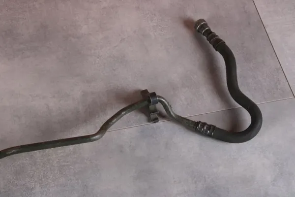 Ölkühler Ablaufrohr OEM 7524847 für BMW E65/E66 image 6