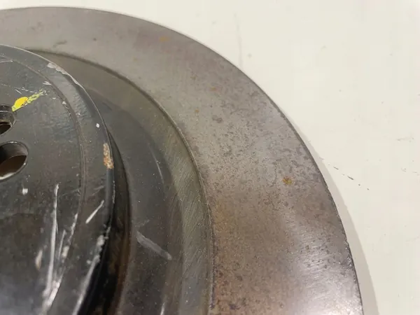 Disco de freio traseiro Hyundai Kona II 2024 image 4