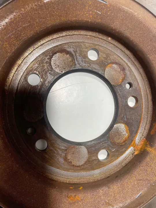 Disco de freio traseiro Hyundai Kona II 2024 image 6