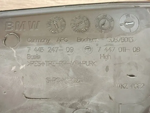 BMW OEM 7447011 Skottisolering - Begagnad image 7