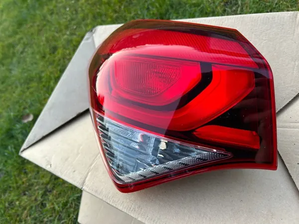 Luz Trasera Izquierda Hyundai i20 II 14-18 OEM 92401-C8000 image 3