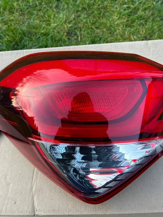 Luz Trasera Izquierda Hyundai i20 II 14-18 OEM 92401-C8000 image 4