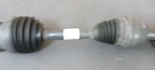 MERCEDES A-KLASA W176 Eixo de transmissão dianteiro direito 1.5 CDI A2463303000 image 2