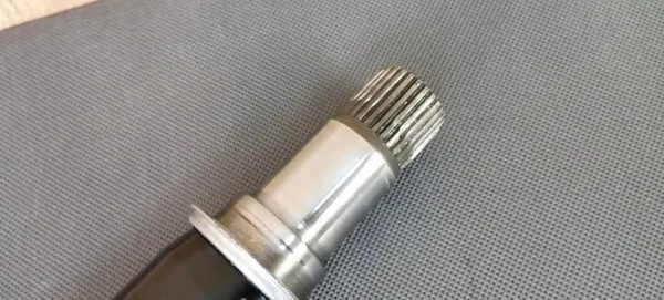 MERCEDES A-KLASA W176 Eixo de transmissão dianteiro direito 1.5 CDI A2463303000 image 6