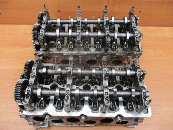 VW Audi Q7 3.0 TDI Olje pump 059115103BQ image 9